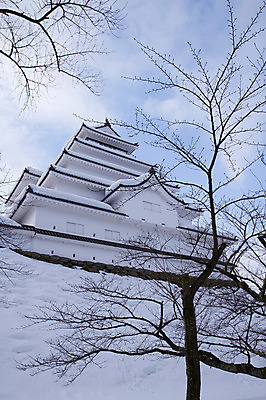포토 JPG 주간 나무 식물 구름 전통 해외풍경 건축물 계절 아시아 고건축 겨울 일본문화 하늘 풍경 사람없음 야외 일본 동양건축 눈 성 일본전통 일본건축 겨울풍경 국내포토 자연요소 동양문화 해외 건축 나라 외국문화 날씨 파일형식 동양