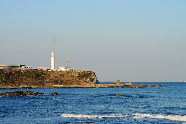 포토 JPG 주간 바다 자연 하늘 등대 풍경 사람없음 야외 절벽 국내포토 자연요소 생태계 파일형식
