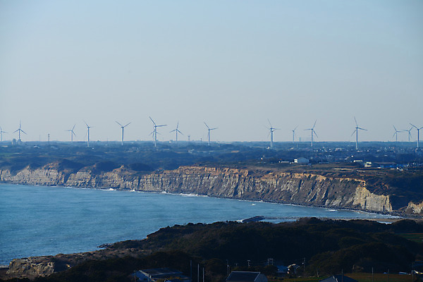포토 JPG 주간 바다 자연 하늘 풍경 해변 사람없음 야외 절벽 풍차 발전소 에너지 그린에너지 풍력에너지 국내포토 자연요소 생태계 파일형식