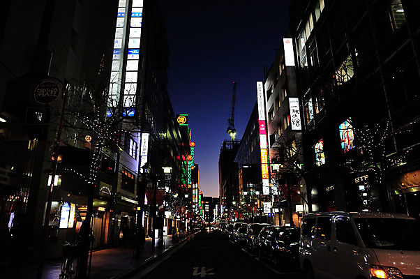 포토 JPG 해외풍경 아시아 도로 야경 자동차 거리 간판 거리풍경 야외 도시풍경 상점 일본 도시 밤거리 긴자 유흥가 국내포토 해외 나라 길 육상교통 교통시설 풍경 야간 파일형식 풍경_경치