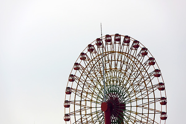 포토 JPG 주간 해외풍경 아시아 하늘 풍경 사람없음 야외 일본 놀이공원 놀이기구 대관람차 고베 국내포토 자연요소 해외 나라 테마파크 파일형식