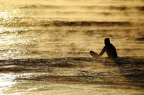 포토 JPG 실루엣 바다 자연현상 자연 레저 한명 사람 풍경 일출 서핑 서퍼 국내포토 1 운동선수 촬영기법 노을 수상스포츠 생태계 파일형식