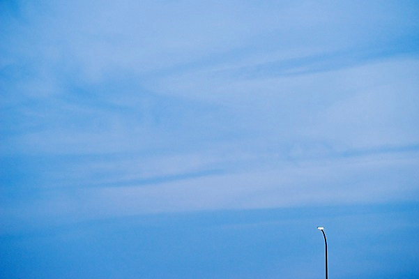 포토 JPG 주간 구름 시설물 백그라운드 가로등 하늘 풍경 사람없음 야외 국내포토 자연요소 건축물 공공시설 파일형식