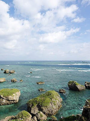 포토 JPG 주간 구름 바다 자연 하늘 이끼 풍경 해변 사람없음 야외 돌_바위 바위 국내포토 자연요소 생태계 파일형식