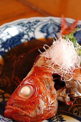 포토 JPG 음식 채소 어류 근접촬영 사람없음 아웃포커스 장식 해물요리 해산물 찜 생선요리 생선찜 일본음식 국내포토 뷰포인트 촬영기법 수중동물 파일형식