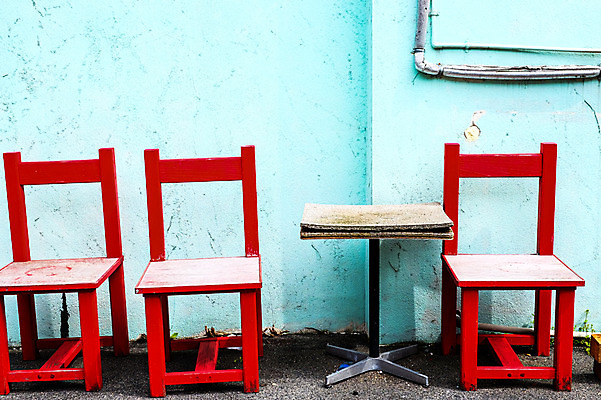 포토 JPG 주간 벽 의자 탁자 거리풍경 사람없음 야외 국내포토 자연요소 가구 거리 풍경 파일형식