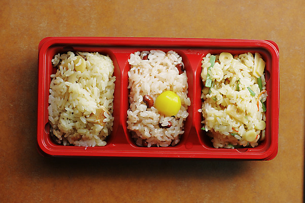 포토 JPG 그릇 음식 일본문화 밥 사람없음 하이앵글 도시락 볶음밥 일본음식 국내포토 동양문화 식기 뷰포인트 외국문화 파일형식