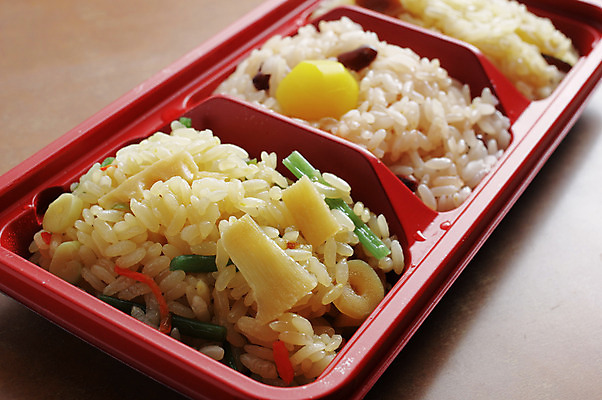 포토 JPG 그릇 음식 일본문화 밥 근접촬영 사람없음 아웃포커스 도시락 볶음밥 일본음식 국내포토 동양문화 식기 뷰포인트 외국문화 촬영기법 파일형식