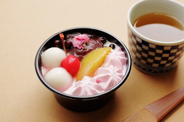 포토 JPG 그릇 음료 음식 과일 아이스크림 디저트 근접촬영 사람없음 초콜릿 숟가락 체리 차 파르페 일본음식 국내포토 식기 뷰포인트 수저 파일형식