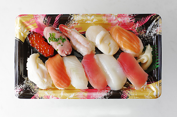 포토 JPG 접시 음식 일본문화 밥 조개 새우 어류 사람없음 하이앵글 알 초밥 생선회 회 참치 오징어 도미 연어 마끼 일본음식 참치초밥 국내포토 동양문화 식기 뷰포인트 외국문화 어패류 연체동물 갑각류 수중동물 파일형식