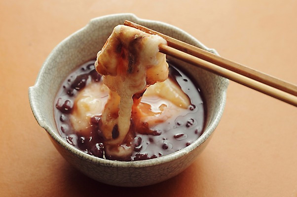 포토 JPG 그릇 음식 젓가락 실내 근접촬영 사람없음 죽 팥 단팥죽 팥죽 일본음식 국내포토 식기 뷰포인트 수저 내부 파일형식