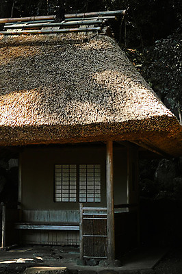 포토 JPG 주간 전통 해외풍경 건축물 아시아 고건축 일본문화 주택 초가집 풍경 사람없음 야외 일본 동양건축 일본전통 일본건축 국내포토 자연요소 동양문화 해외 건축 나라 외국문화 한옥 건물 파일형식 동양