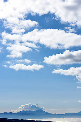 포토 JPG 주간 구름 해외풍경 아시아 자연 하늘 산 풍경 사람없음 야외 일본 눈 후지산 국내포토 자연요소 해외 나라 날씨 세계문화유산 생태계 파일형식