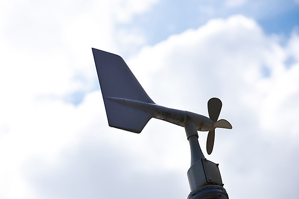 포토 JPG 주간 구름 해외풍경 시설물 아시아 바다 하늘 바람 풍경 사람없음 야외 일본 풍향계 국내포토 자연요소 해외 건축물 나라 날씨 기계 파일형식