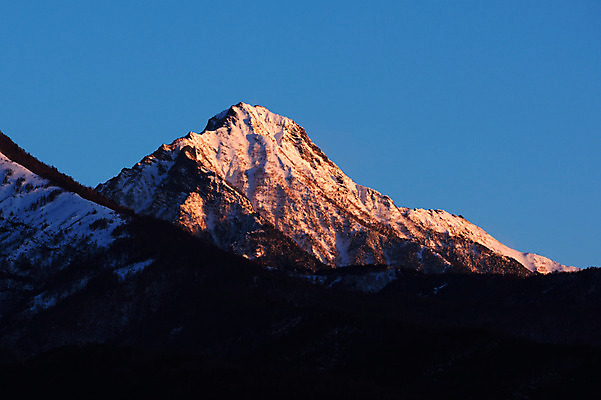 포토 JPG 주간 해외풍경 계절 아시아 겨울 자연 하늘 산 풍경 사람없음 야외 일출 일본 일몰 눈 겨울풍경 국내포토 자연요소 해외 나라 날씨 노을 생태계 파일형식