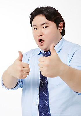 포토 JPG 스튜디오촬영 라이프스타일 남자 비즈니스 모션 실내 한명 서기 사람 동양인 정장 손짓 상반신 성인 앞모습 30대 비즈니스라이프 놀람 한국인 최고 비즈니스맨 비만 성인남자한명만 장년만 장년남자만 장년남자한명만 국내포토 1 옷 감정 뷰포인트 표정 인종 내부 생활 장년 직장인 몸매 남자만 남자한명만 성인남자만 성인만 파일형식