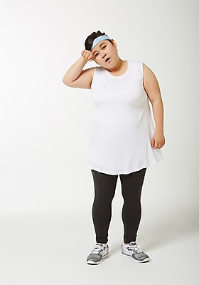 포토 JPG 스튜디오촬영 전신 라이프스타일 여자 다이어트 모션 휴식 실내 피곤 한명 서기 사람 동양인 성인 앞모습 30대 운동 한국인 목표 비만 열정 뚱보라이프 성인여자한명만 장년만 장년여자만 장년여자한명만 국내포토 1 감정 뷰포인트 컨셉 건강 인종 내부 생활 장년 몸매 여자만 여자한명만 성인여자만 성인만 파일형식