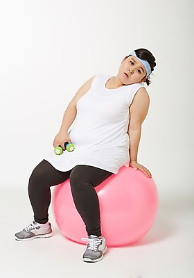 포토 JPG 스튜디오촬영 전신 라이프스타일 여자 다이어트 모션 실내 한명 들기 사람 앉기 동양인 성인 앞모습 30대 운동 아령 한국인 짐볼 목표 비만 열정 뚱보라이프 성인여자한명만 장년만 장년여자만 장년여자한명만 국내포토 1 감정 뷰포인트 컨셉 건강 인종 내부 생활 장년 몸매 여자만 여자한명만 성인여자만 성인만 파일형식