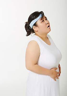 포토 JPG 스튜디오촬영 라이프스타일 응시 여자 다이어트 모션 실내 한명 서기 사람 동양인 손짓 상반신 성인 옆모습 30대 운동 한국인 목표 비만 고민 열정 뱃살 살 뚱보라이프 성인여자한명만 장년만 장년여자만 장년여자한명만 국내포토 1 시선 감정 뷰포인트 컨셉 건강 인종 내부 생활 장년 몸매 여자만 여자한명만 성인여자만 성인만 파일형식