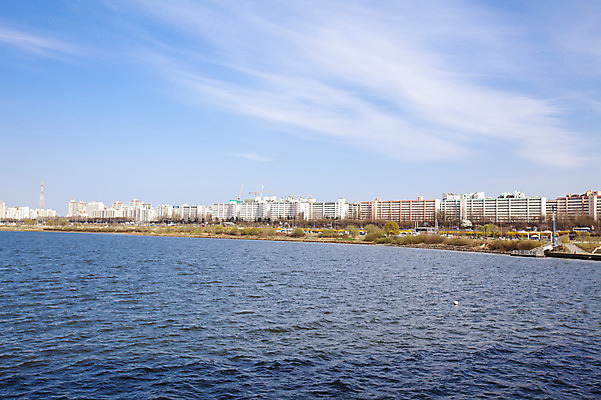포토 JPG 주간 구름 하늘 서울 한국 풍경 사람없음 야외 건물 강 한강 고수부지 반포대교 국내포토 자연요소 건축물 아시아 다리_건축물 랜드마크 파일형식