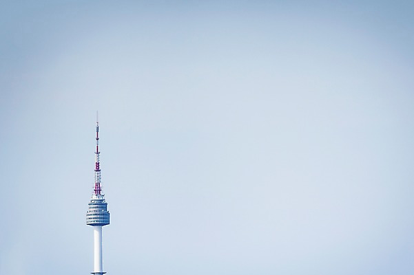 포토 JPG 주간 건축물 하늘 서울 한국 풍경 사람없음 야외 한강 남산 남산타워 국내포토 자연요소 건축 아시아 랜드마크 파일형식