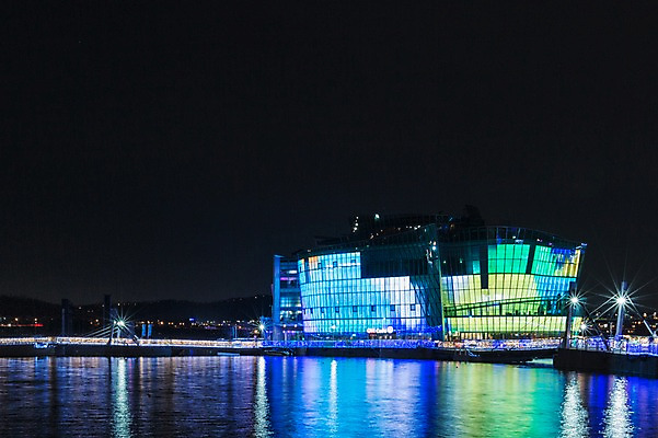 포토 JPG 건축물 야경 하늘 서울 한국 사람없음 야외 빛 반사 한강 반포대교 세빛섬 국내포토 건축 아시아 섬 다리_건축물 야간 랜드마크 파일형식 풍경_경치
