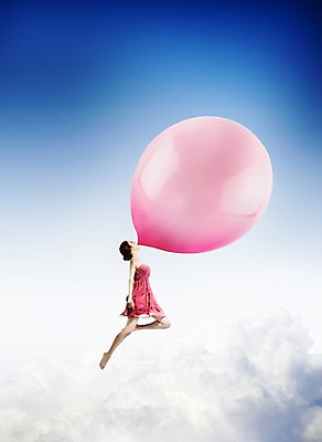 JPG 구름 편집이미지 여자 여유 하늘 한명 사람 동양인 성인 한국인 자유 껌 디지털합성 풍선 설레임 공중부양 디지털아트 여자만 여자한명만 성인여자만 성인만 편집실사 자연요소 1 감정 컨셉 인종 CG 파일형식