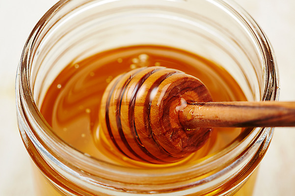 포토 JPG 스튜디오촬영 음식 백그라운드 유리병 실내 사람없음 꿀 꿀단지 벌꿀 허니디퍼 국내포토 병_용기 내부 도구 파일형식