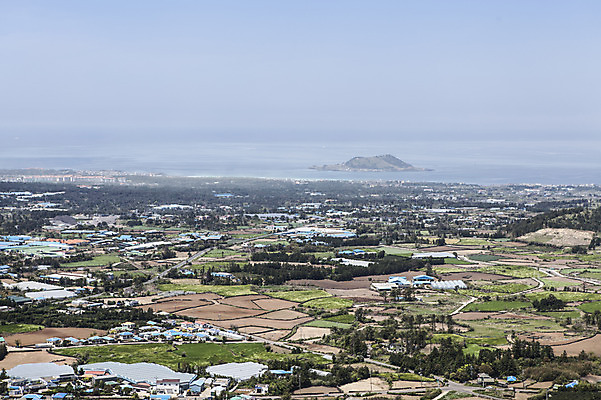 포토 JPG 주간 바다 자연 하늘 한국 풍경 사람없음 야외 제주도 마을 국내포토 자연요소 아시아 생태계 파일형식