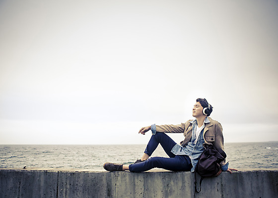 포토 JPG 주간 전신 라이프스타일 남자 여유 음악 바다 맨라이프 여행 모션 하늘 휴식 한국 한명 사람 앉기 동양인 20대 성인 야외 옆모습 제주도 눈감음 헤드셋 듣기 한국인 자유 남자만 남자한명만 성인남자만 청년만 청년남자만 청년남자한명만 성인한명만 성인남자한명만 성인만 국내포토 자연요소 1 감정 아시아 뷰포인트 음향기기 컨셉 문화예술 인종 청년 생활 헤드폰 파일형식