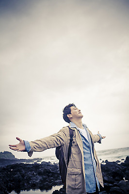 포토 JPG 주간 라이프스타일 남자 여유 바다 맨라이프 여행 모션 하늘 팔벌리기 휴식 한국 한명 서기 사람 동양인 손짓 상반신 20대 성인 야외 앞모습 제주도 눈감음 한국인 자유 손뻗기 남자만 남자한명만 성인남자만 청년만 청년남자만 청년남자한명만 성인한명만 성인남자한명만 성인만 국내포토 자연요소 1 감정 아시아 뷰포인트 컨셉 인종 청년 생활 파일형식