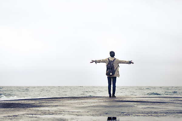 포토 JPG 주간 전신 라이프스타일 남자 여유 바다 맨라이프 여행 모션 하늘 팔벌리기 휴식 한국 한명 서기 사람 동양인 손짓 20대 성인 야외 뒷모습 제주도 한국인 자유 손뻗기 남자만 남자한명만 성인남자만 청년만 청년남자만 청년남자한명만 성인한명만 성인남자한명만 성인만 국내포토 자연요소 1 감정 아시아 뷰포인트 컨셉 인종 청년 생활 파일형식