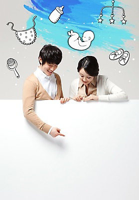 PSD 편집이미지 부부 커플 여자 남자 신발 신혼부부 포토일러 안내 프레임 알림판 사람 동양인 성인 두명 아기용품 한국인 아기 젖병 알림 딸랑이 모빌 턱받이 이미지편집 관계 인종 오브젝트 신혼 파일형식