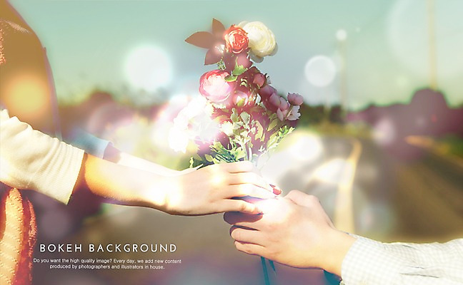 주간 PSD 편집이미지 손 커플 여자 남자 꽃 꽃다발 백그라운드 프로포즈 포토일러 들기 사람 야외 두명 신체부위 원형 다발 주기 보케 블러 이미지편집 자연요소 도형 식물 관계 모션 파일형식