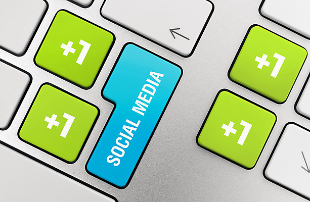 포토 JPG 해외이미지 1 컨셉 인터넷 비즈니스 텍스트 통신 열쇠 미래 아이디어 사람 사람없음 컴퓨터 우정 장비 모임 정보 키보드 작업 네트워크 연결 플러스 심볼 클릭 해결 전자상거래 마케팅 블로거 소셜 소셜네트워크 이슈 지원 키패드 해외202004 해외포토 기호 친구 전자제품 파일형식 이미지허브