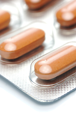 포토 JPG 해외이미지 건강 사람없음 알약 약 흰색 플라스틱 약국 처방 조제 보충 고립 마약 해외202004 해외포토 컬러 의학 재질 만들기 파일형식 이미지허브