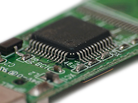 포토 JPG 해외이미지 선 사람없음 초록색 컴퓨터 에너지 은색 연결 라디오 순환 전자 철사 메인보드 프로세서 해외202004 해외포토 컬러 모션 전자제품 파일형식 이미지허브