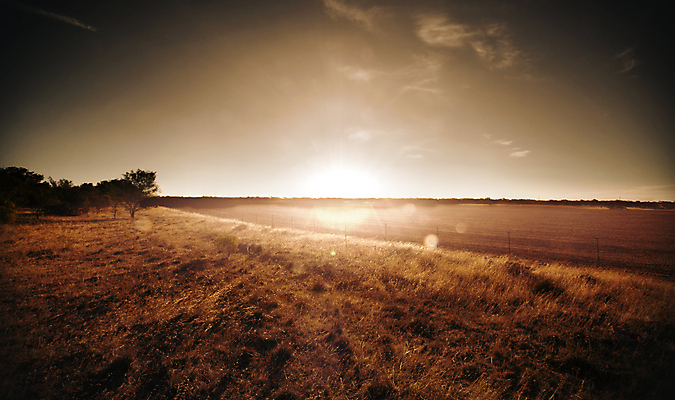 포토 JPG 해외이미지 구름 컨셉 밭 자연 추상 창조 풍경 사람없음 야외 울타리 농장 평화 일출 일몰 꿈 시골 호주 천국 오지 몽환 수평선 해외202004 해외포토 자연요소 무늬 농업 담장 노을 오세아니아 생태계 파일형식 이미지허브
