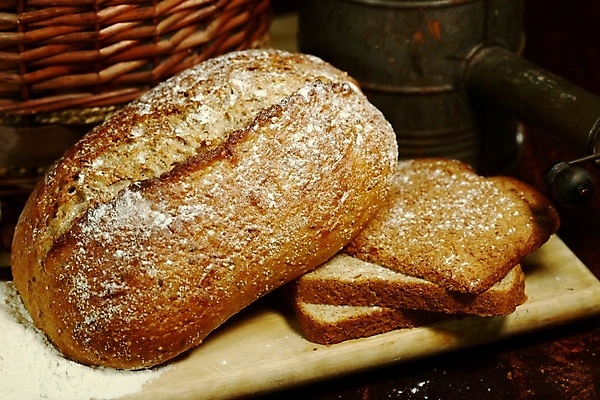 포토 JPG 해외이미지 음식 빵 조각 백그라운드 컨셉 농업 주방용품 건강 요리 사람없음 목재 농작물 침묵 이탈리아 빵집 수확 시골 신선 원형 그룹 바게트 상품 자르기 밀 굽기 슬라이스 보리 덩어리 내추럴 프랑스어 구성 작살 호밀 귀리 해외202004 해외포토 도형 나무 문자 유럽 산업 생활용품 재료 모션 곡류 상점 소리 구이 파일형식 이미지허브