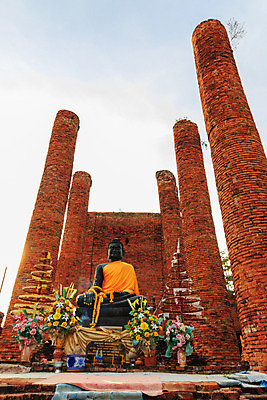 포토 JPG 해외이미지 전통 외관 아시아 종교 문화 여행 불교 건축양식 태국 하늘 벽돌 동양인 사람없음 야외 건물 장식 조각상 문 탑 블록 골동품 바위 사찰 영혼 역사 사자 캄보디아 사리탑 숭배 옛날 파멸 해외202004 해외포토 건축물 건축 나라 컨셉 포유류 종교건축 인종 조형물 돌_바위 파일형식 소멸 이미지허브