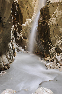 포토 JPG 해외이미지 나무 백그라운드 자연 아이디어 이끼 풍경 사람없음 초록색 물 관광지 강 컬러풀 골짜기 폭포 바위 신선 투명 수면 동굴 매끈함 숲 열대우림 지중해 순수 속도 자연백그라운드 장노출 칠면조 웅장함 해외202004 해외포토 자연요소 식물 바다 컬러 여행 컨셉 조류 촬영기법 돌_바위 감각 생태계 파일형식 이미지허브