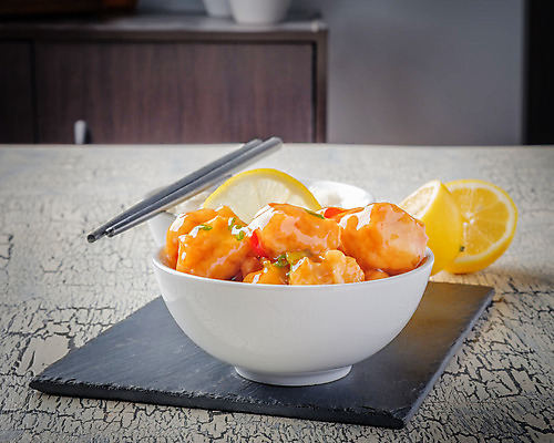 포토 JPG 해외이미지 접시 음식 조각 젓가락 육류 요리 동양인 사람없음 치킨 중국 사발 레몬 카피스페이스 해외202004 해외포토 식기 아시아 과일 식재료 수저 인종 공백 사기그릇 닭고기요리 파일형식 이미지허브