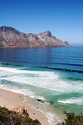 포토 JPG 해외이미지 모래 파도 바다 여행 아프리카 자연 하늘 휴가 휴식 산 풍경 사람없음 야외 세로 물 여름 파란색 맑음 만 서핑 언덕 장면 인도양 남아프리카 케이프타운 파라다이스 수평선 해외202004 해외포토 자연요소 계절 나라 컬러 컨셉 날씨 수상스포츠 생태계 남아프리카공화국 파일형식 이미지허브