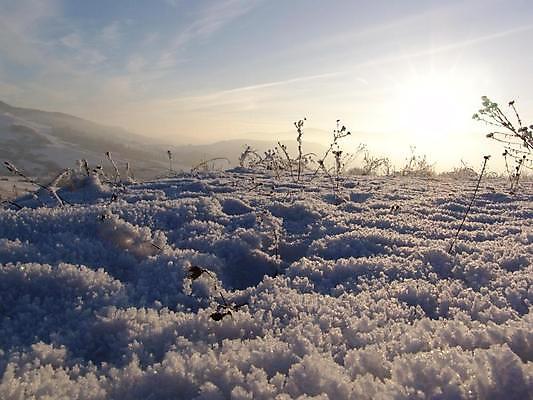 포토 JPG 해외이미지 계절 공원 여행 백그라운드 겨울 자연 하늘 아침 스키 산 파노라마 풍경 경사 사람없음 야외 파란색 빛 햇빛 태양 노란색 일출 냉동 얼음 일몰 새벽 추위 흰색 신선 정상 저녁 언덕 휴양지 서리 장면 내추럴 웅장함 절정 눈내림 해외202004 해외포토 주간 자연요소 공공시설 컬러 겨울스포츠 눈_날씨 촬영기법 노을 장소 야간 생태계 파일형식 이미지허브