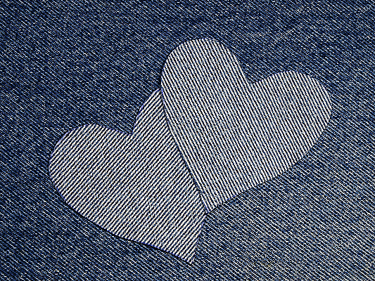 포토 JPG 해외이미지 옷 감정 백그라운드 패턴 일러스트 관계 발렌타인데이 사랑 사람없음 가로 파란색 유행 희망 청바지 하트 직물 면 질감 해외202004 해외포토 모양 컬러 무늬 바지 데이이벤트 파일형식 이미지허브