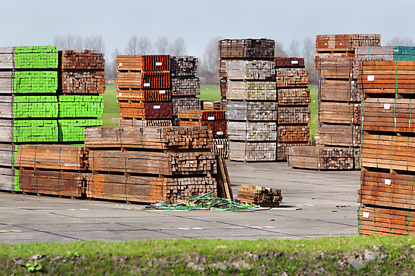 포토 JPG 해외이미지 산업 백그라운드 패턴 비즈니스 건조 사람없음 야외 목재 갈색 쌓기 거친 널 상품 자르기 묘사 네덜란드 질감 목공예 봉 수납 잡동사니 내추럴 수목 해외202004 해외포토 나무 유럽 컬러 무늬 재료 모션 공예 파일형식 이미지허브