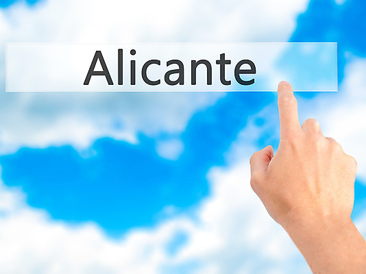 포토 JPG 해외이미지 유럽 바다 여행 텍스트 자연 하늘 휴가 휴식 손바닥 풍경 사람없음 목재 물 여름 파란색 컬러풀 파티 여행객 맑음 탐험 운명 도시 스페인 지중해 휴양지 방문 환영 발견 백패커 스페인어 알리칸테 파라다이스 해외202004 해외포토 자연요소 나무 손 계절 나라 컬러 컨셉 재료 날씨 사람 이벤트 장소 생태계 파일형식 이미지허브