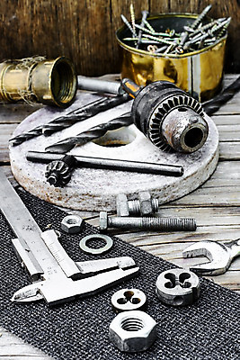 포토 JPG 해외이미지 산업 열쇠 노동자 사람없음 세트 쌓기 금속 장비 기구 공구 나사 스패너 업무 못 작업실 수리 철 오브젝트 볼트 고정 정비공 송곳 조이기 철강 캘리퍼스 하드웨어 해외202004 해외포토 직업 모션 재질 컴퓨터 도구 작업 기술자 파일형식 이미지허브