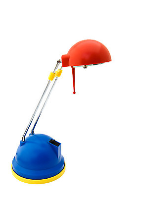 포토 JPG 해외이미지 전구 사람없음 빨간색 파란색 빛 사무실 노란색 어둠 흰색 램프 책상 해외202004 해외포토 컬러 가구 비즈니스 조명 파일형식 이미지허브