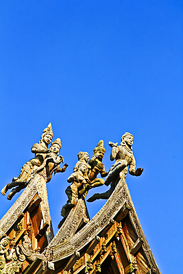 포토 JPG 해외이미지 나무 아시아 종교 전통문화 조각 불교 건축양식 파타야 태국 하늘 사랑 사람 풍경 사람없음 야외 목재 파란색 관광지 햇빛 조각상 정원 동남아시아 농촌 사찰 영혼 보안 신화 방문 천연기념물 명승지 보호구역 사실 힌두교 해외202004 해외포토 식물 전통 건축 감정 나라 문화 컬러 여행 재료 종교건축 안전 태양 조형물 시골 구역 파일형식 이미지허브